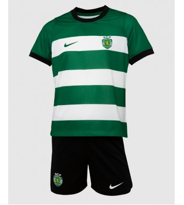 Sporting CP Replika Babytøj Hjemmebanesæt Børn 2023-24 Kortærmet (+ Korte bukser)